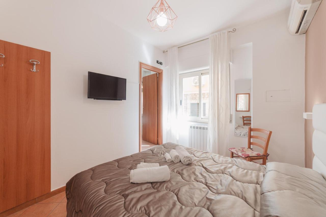 Fontana Vecchia Bed and breakfast